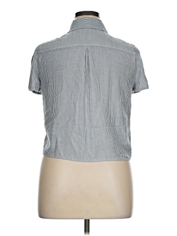 Aeropostale Short Sleeve Button-Down Shirt (view 2)