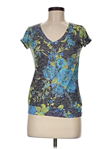 Delia's Short Sleeve T-Shirt (view 1)