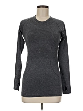 Lululemon Athletica Long Sleeve T-Shirt (view 1)