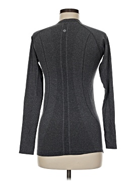 Lululemon Athletica Long Sleeve T-Shirt (view 2)