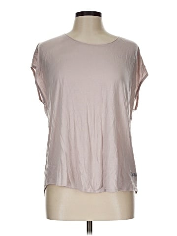 Victoria's Secret Short Sleeve T-Shirt (view 1)