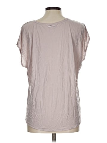 Victoria's Secret Short Sleeve T-Shirt (view 2)