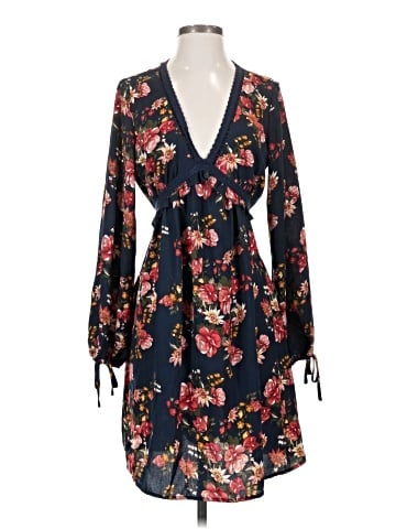 Xhilaration Casual Dress (view 1)