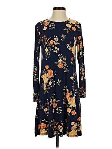 Old Navy Casual Dress (view 1)