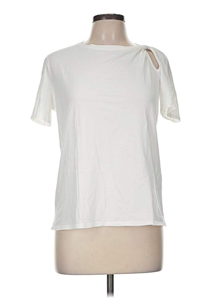 Pre-owned Lululemon Athletica Short Sleeve T-shirt In Ivory