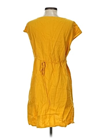 Old Navy Casual Dress (view 2)