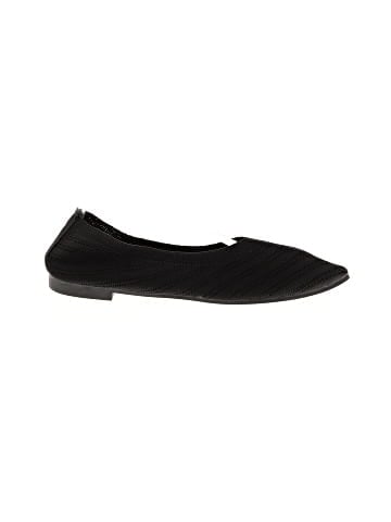Unbranded Flats (view 1)