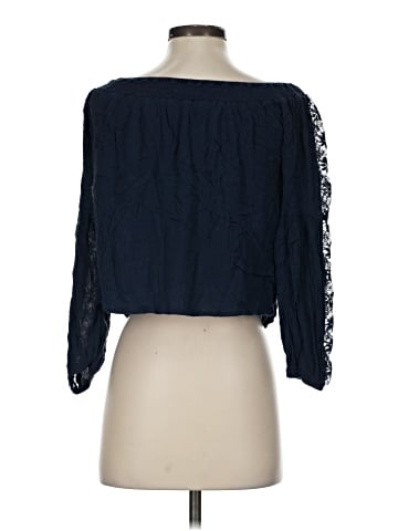 Hollister 3/4 Sleeve Blouse (view 2)