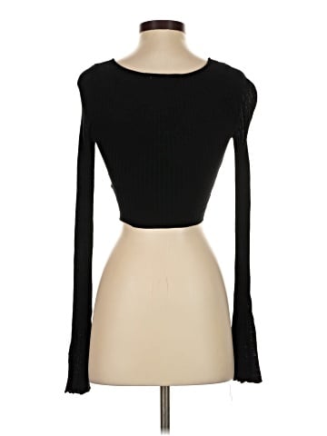 Urban Outfitters Long Sleeve T-Shirt (view 2)