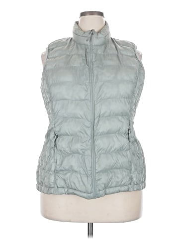 32 Degrees Vest (view 1)