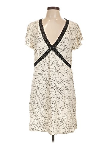 Old Navy Casual Dress (view 1)