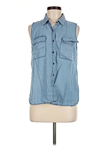Who What Wear Sleeveless Button-Down Shirt (view 1)