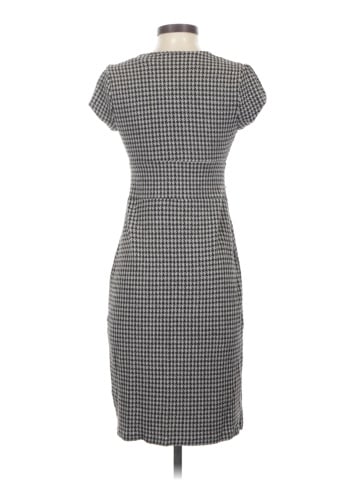 Banana Republic Casual Dress (view 2)