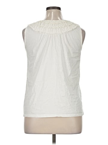 Hannah Sleeveless Blouse (view 2)
