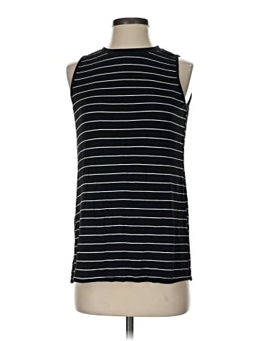 Xieerduo Sleeveless T-Shirt (view 1)
