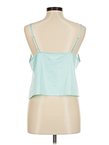 colsie Tank Top (view 2)