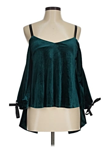Romeo & Juliet Couture Sleeveless Blouse (view 1)