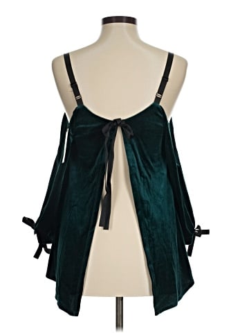 Romeo & Juliet Couture Sleeveless Blouse (view 2)