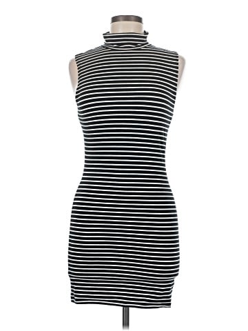 Forever 21 Casual Dress (view 1)