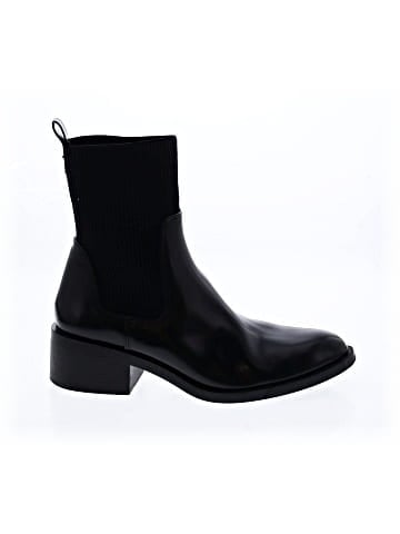 Zara Ankle Boots (view 1)