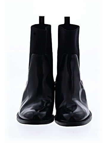 Zara Ankle Boots (view 2)