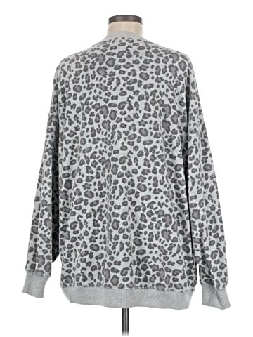 American Eagle Outfitters Pullover Sweater (view 2)