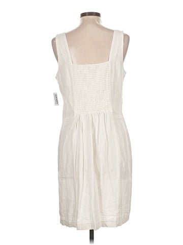 Old Navy Casual Dress (view 2)
