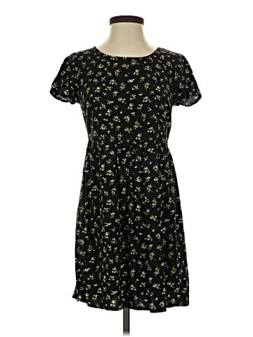 Old Navy Casual Dress (view 1)