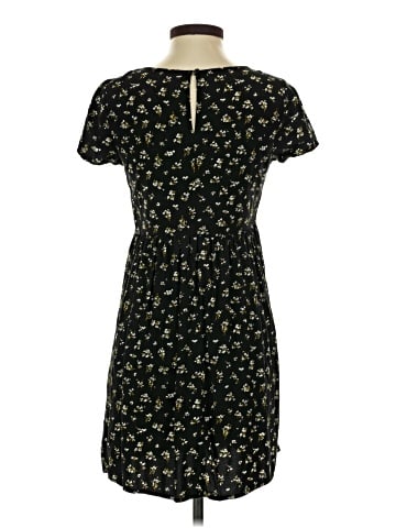 Old Navy Casual Dress (view 2)