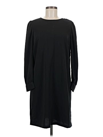 Old Navy Casual Dress (view 1)