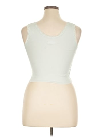 colsie Tank Top (view 2)