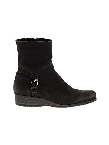 C La Canadienne Ankle Boots (view 1)
