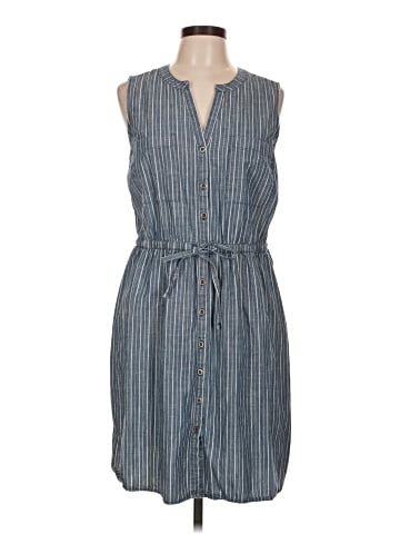 Old Navy Casual Dress (view 1)
