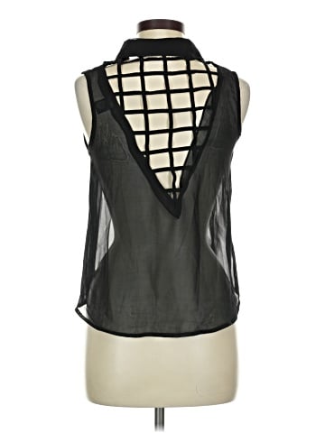Derek Heart Sleeveless Blouse (view 2)