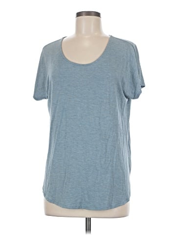 Lucy & Laurel Short Sleeve T-Shirt (view 1)