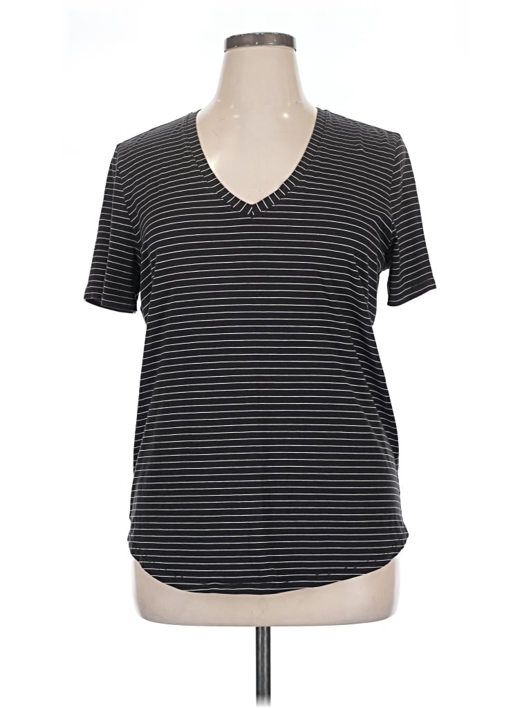 Pre-owned Lululemon Athletica Short Sleeve T-shirt In Black
