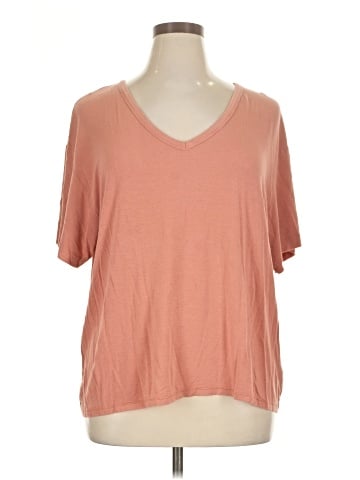 American Eagle Outfitters Short Sleeve T-Shirt (view 1)