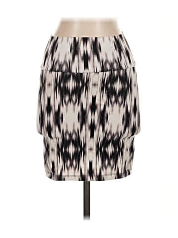 Charlotte Russe Casual Skirt (view 1)