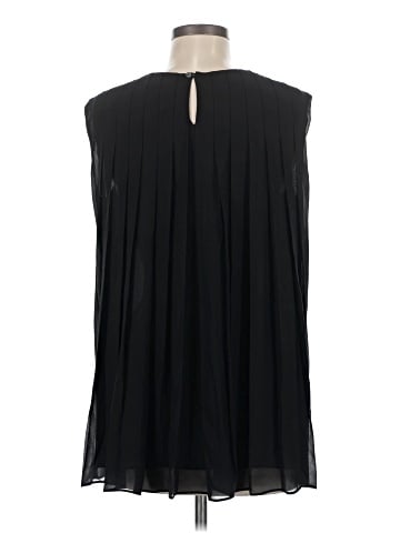 Uniqlo Sleeveless Blouse (view 2)