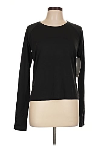 Lululemon Athletica Long Sleeve T-Shirt (view 1)