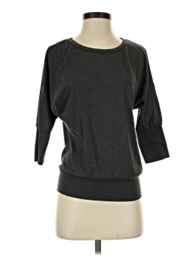 Body Central 3/4 Sleeve Top