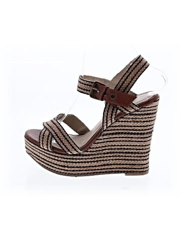 Mia Wedges (view 1)