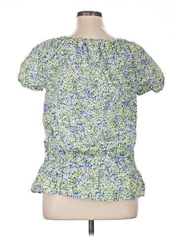 Liz & Co. Short Sleeve Blouse (view 2)