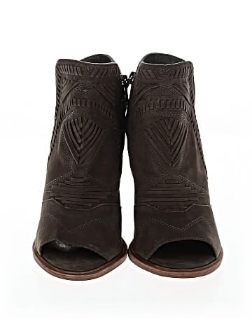 Vince Camuto Sandals (view 2)