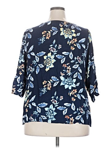 Croft & Barrow 3/4 Sleeve Blouse (view 2)
