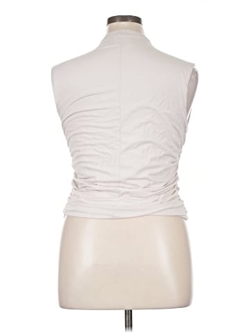 Muse Sleeveless T-Shirt (view 2)