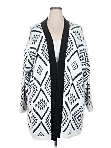 Baltic Born Cardigan (view 1)