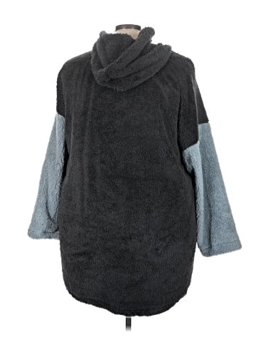 Unbranded Poncho (view 2)