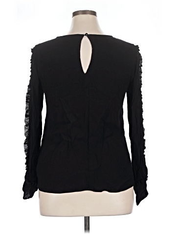 Sanctuary Long Sleeve Top (view 2)