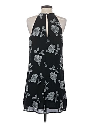 Candie's Sleeveless Blouse (view 2)